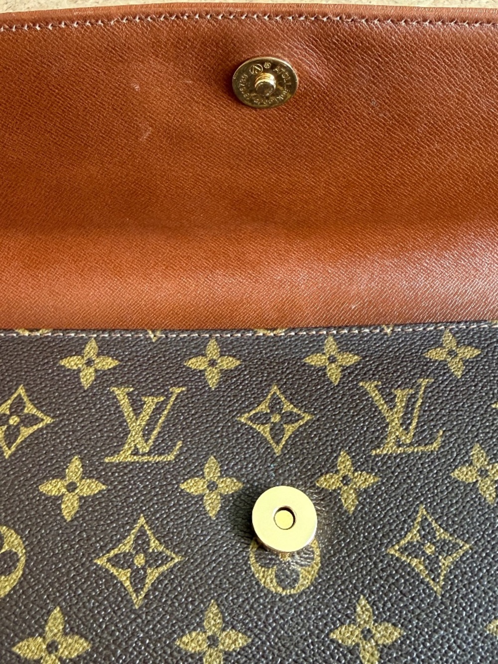 Louis Vuitton GM Pochette Dame Monogram Clutch (1987) - Picture 6 of 16